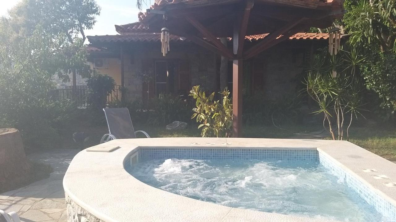 Villa Onar A Stone House With Amazing View 스투파 외부 사진