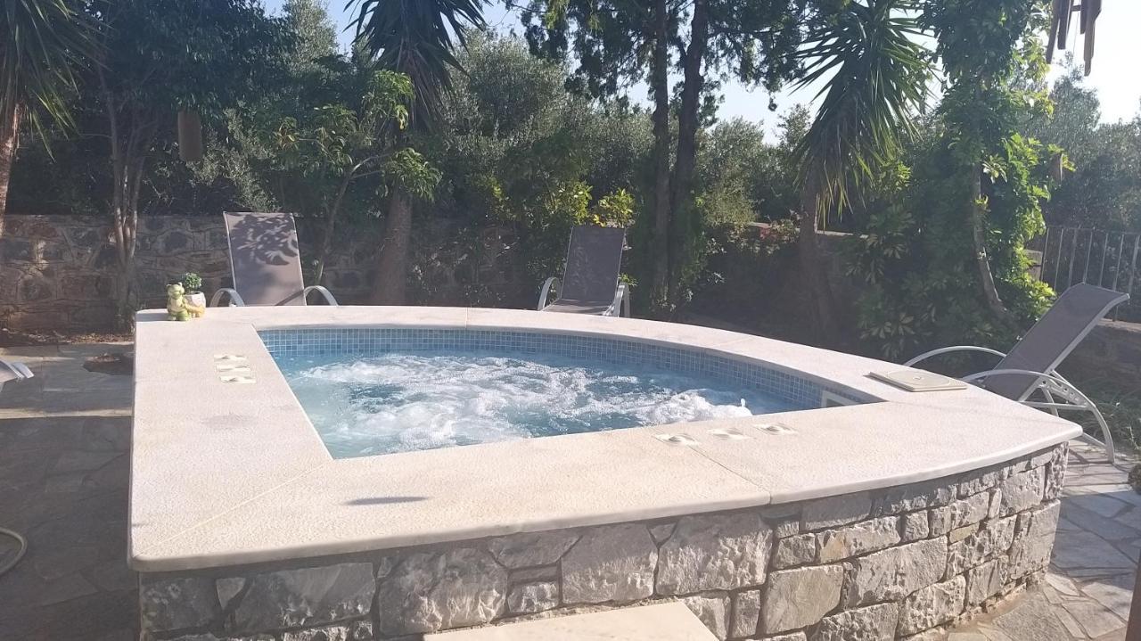 Villa Onar A Stone House With Amazing View 스투파 외부 사진