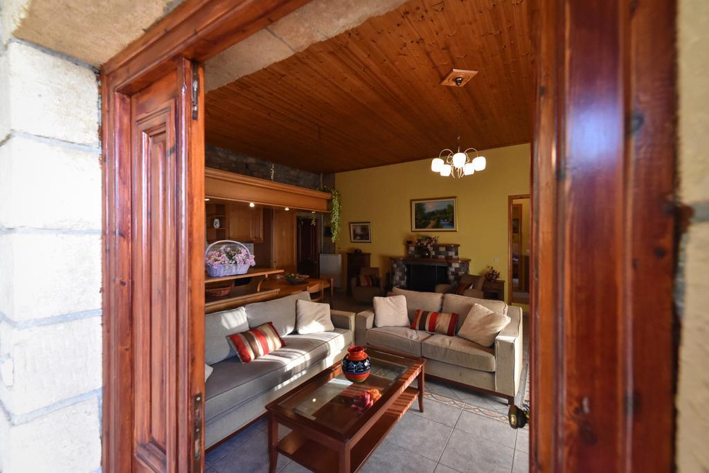 Villa Onar A Stone House With Amazing View 스투파 외부 사진
