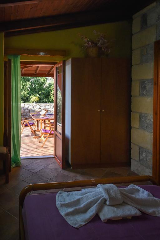 Villa Onar A Stone House With Amazing View 스투파 외부 사진