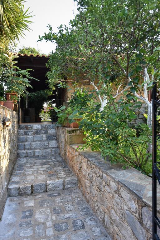 Villa Onar A Stone House With Amazing View 스투파 외부 사진