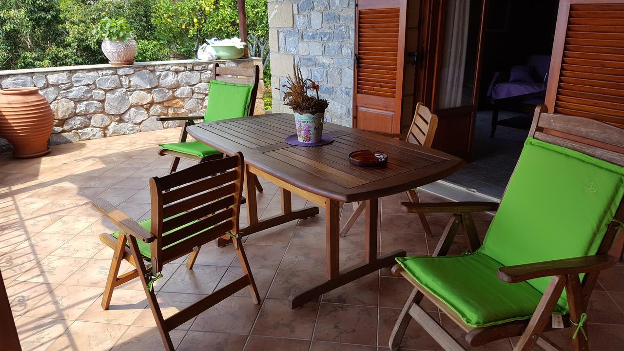 Villa Onar A Stone House With Amazing View 스투파 외부 사진